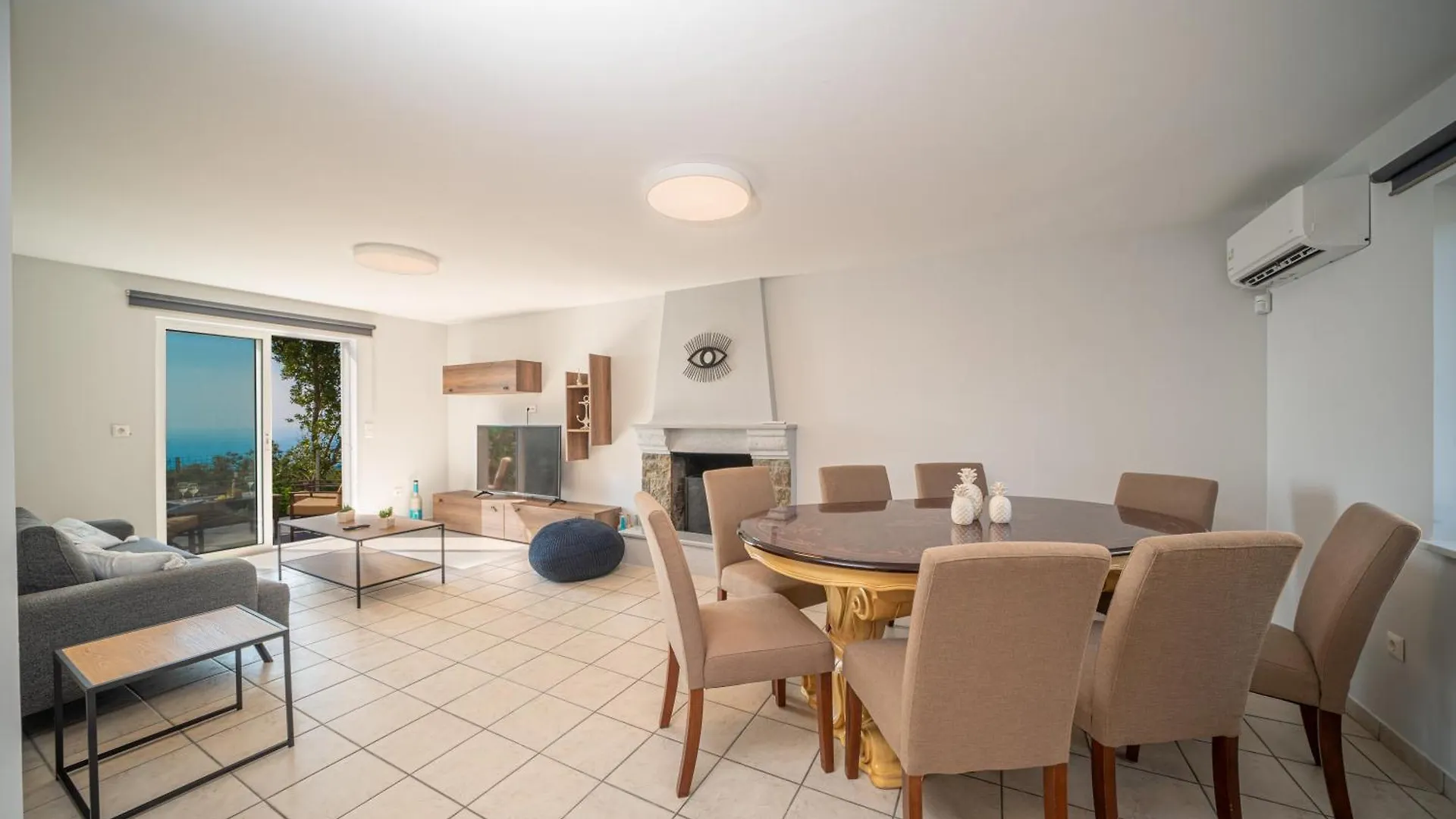 Holiday home Villa Marilou Karia